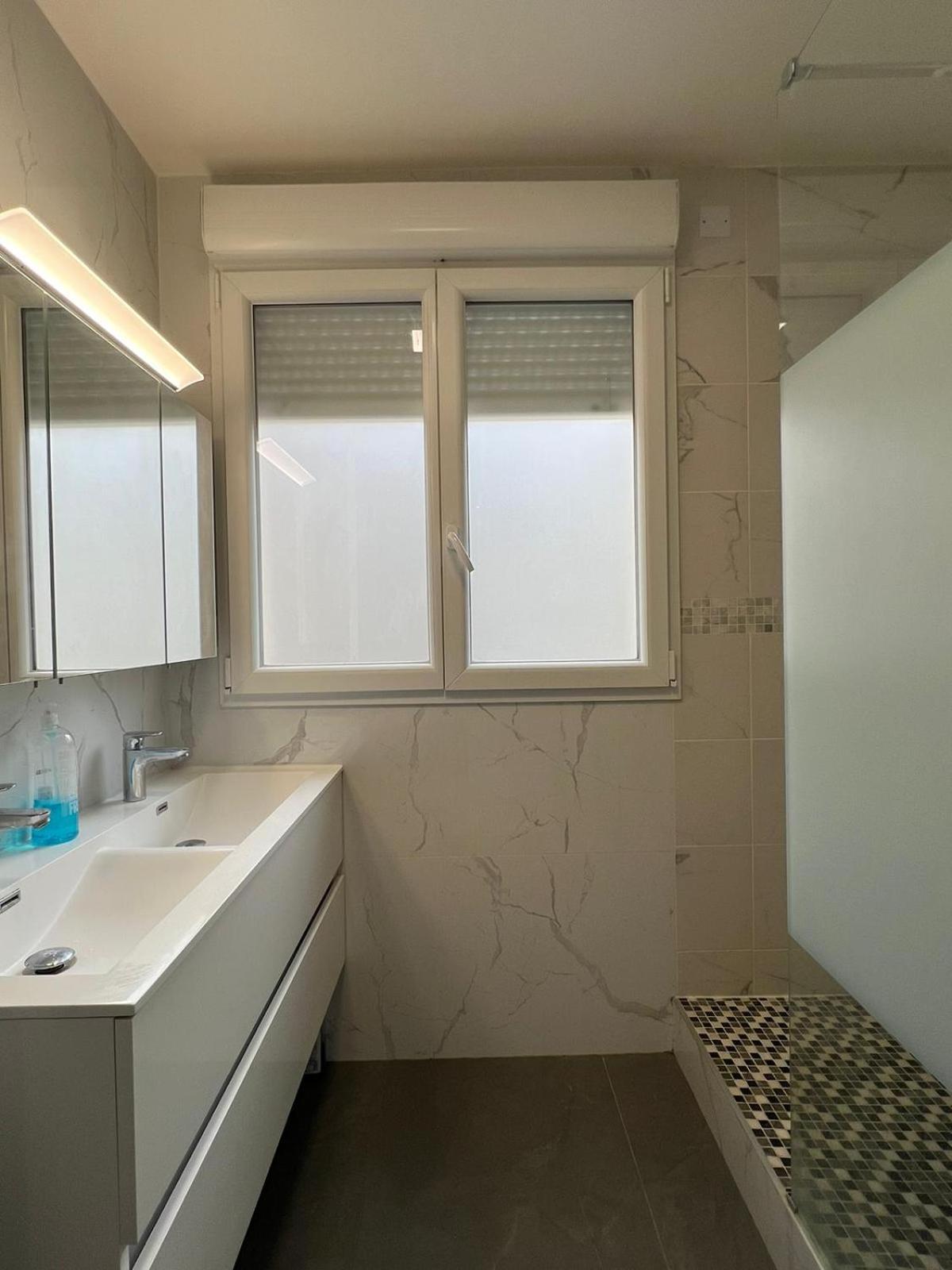 Location 3 Chambres Spacieuses Dans Appartment 2 Mn Rer Bussy Saint Georges Bussy-Saint-Georges Exterior foto